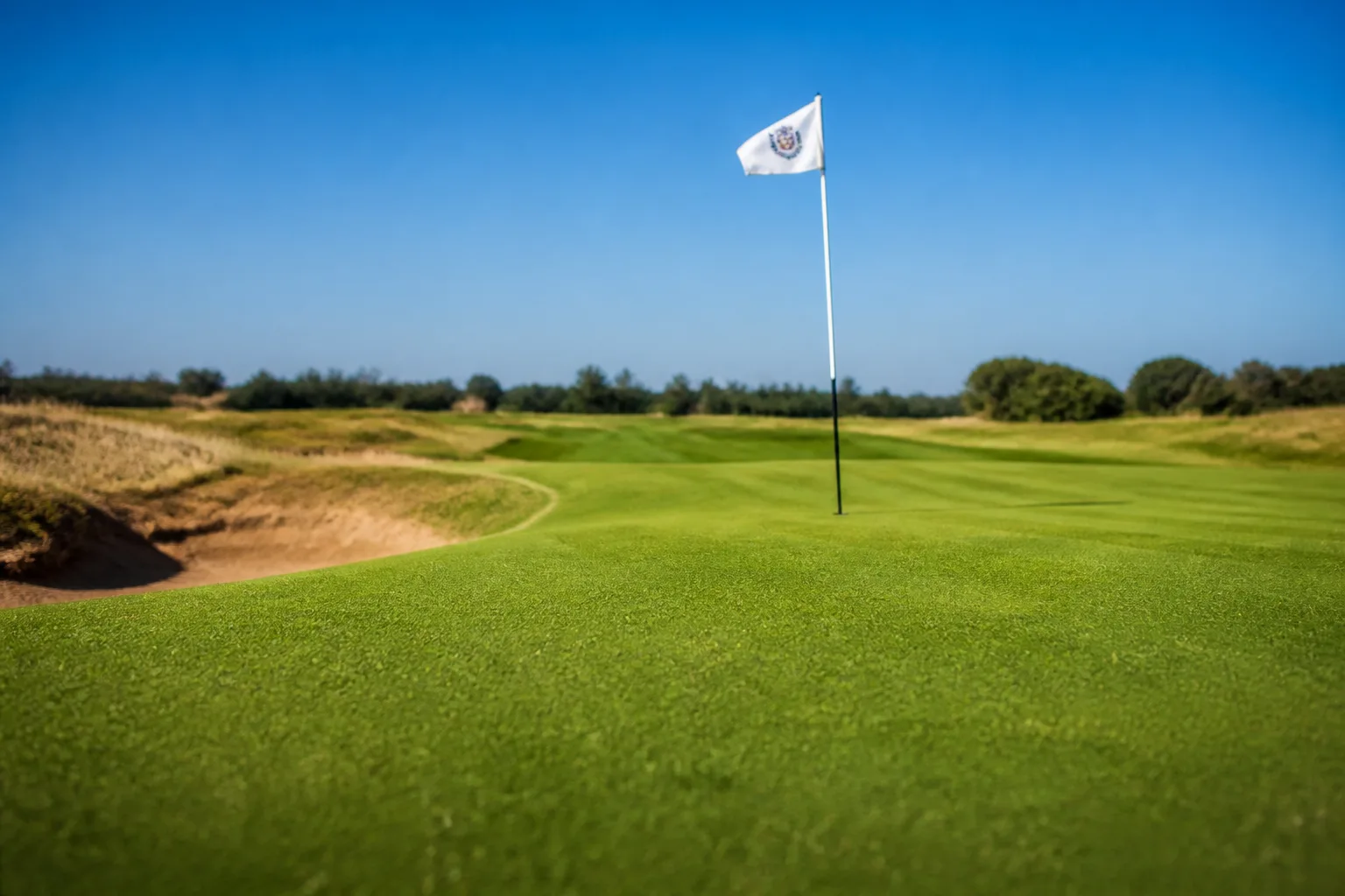Royal Birkdale Set to Host 154th Open Championship Amid Warm, Dry Conditions
